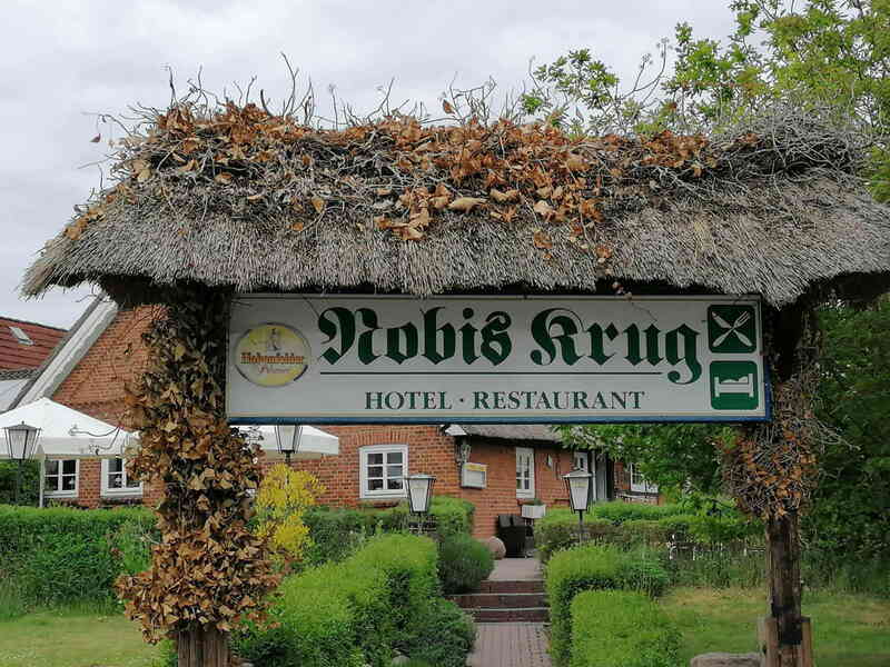 Reetüberdachung vorher